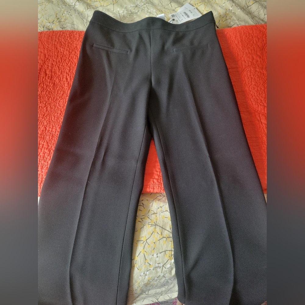 NWT Zara slight stretch flared black trousers pants with hidden side zipper